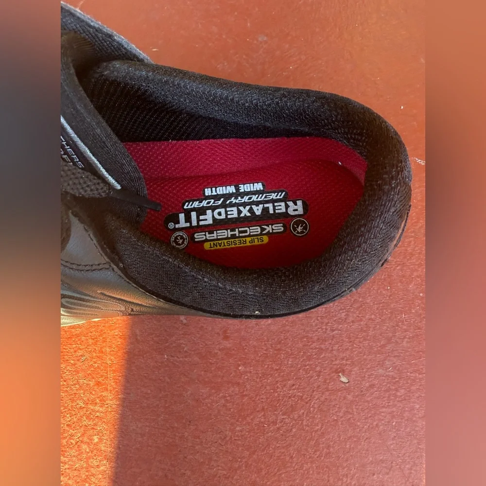 Sketchers women relaxfit slip resistant work shoes size 6 - Picture 5 of 16